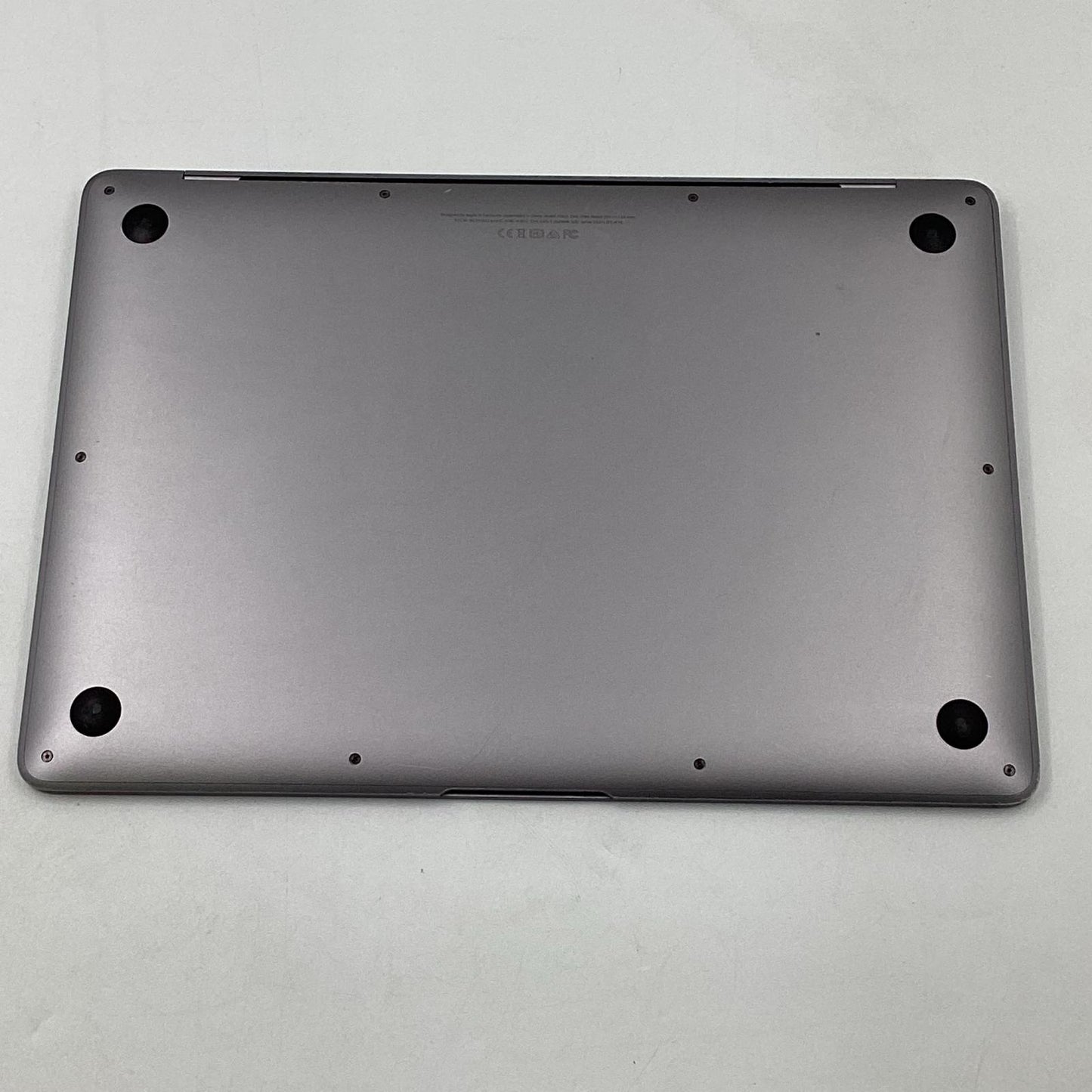 【最速発送】Apple MacBook Retina Air 13.3インチ 2018 1.6GHz デュアルコア Intel Core i5 8GB SSD 256GB スペースグレイ 81%【難有】