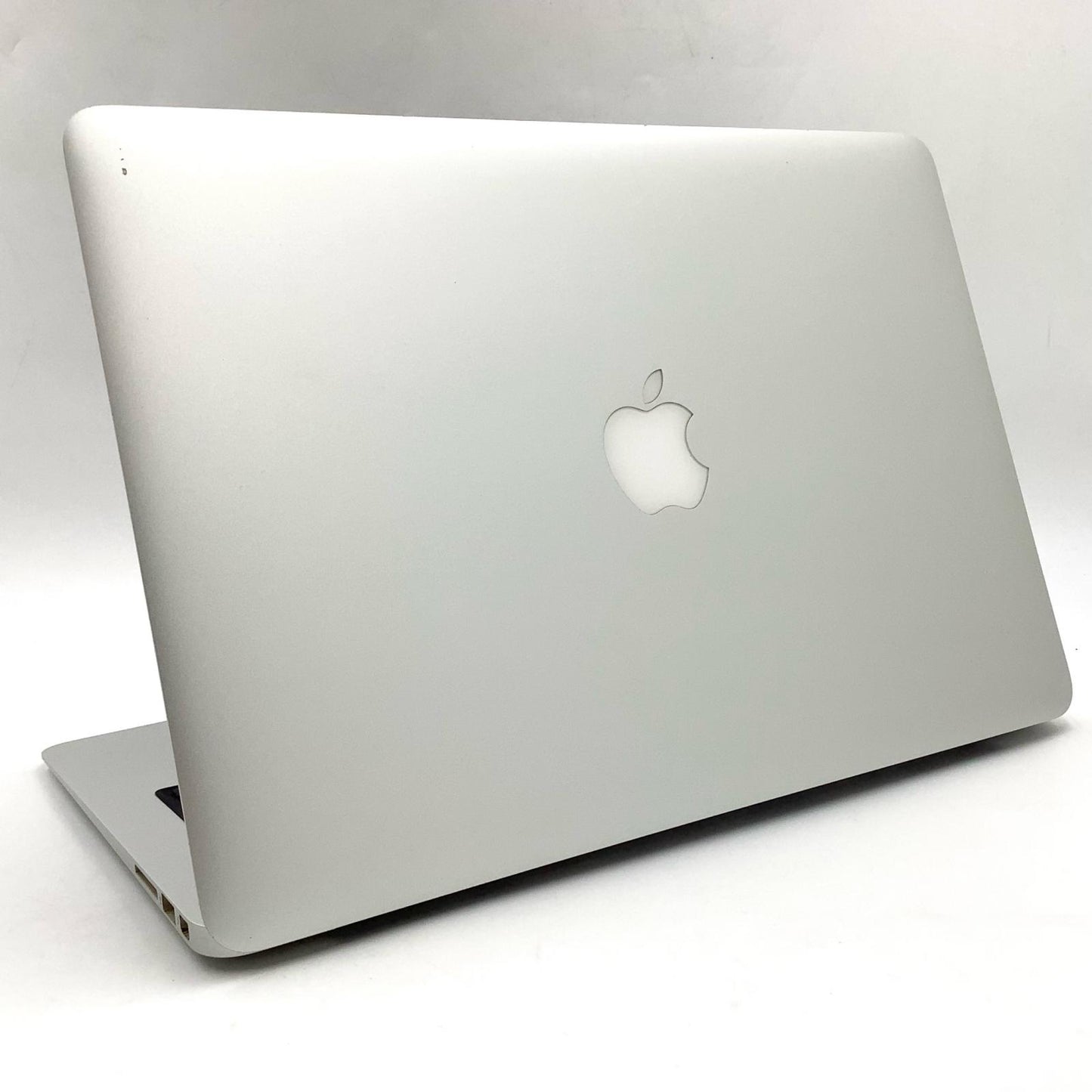 【全額返金保証】【最速発送】Apple MacBook Air 13.3インチ 2017 1.8GHz デュアルコア Intel Core i5 8GB SSD 256GB シルバー 81.5% 動作確認済