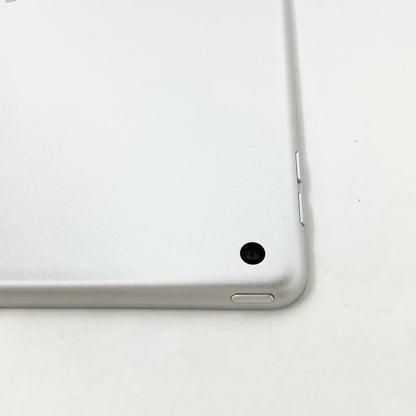 【全額返金保証】【最速発送】Apple iPad iPad 10.2インチ 第9世代 64GB シルバー Wi-Fi 美品 動作確認済