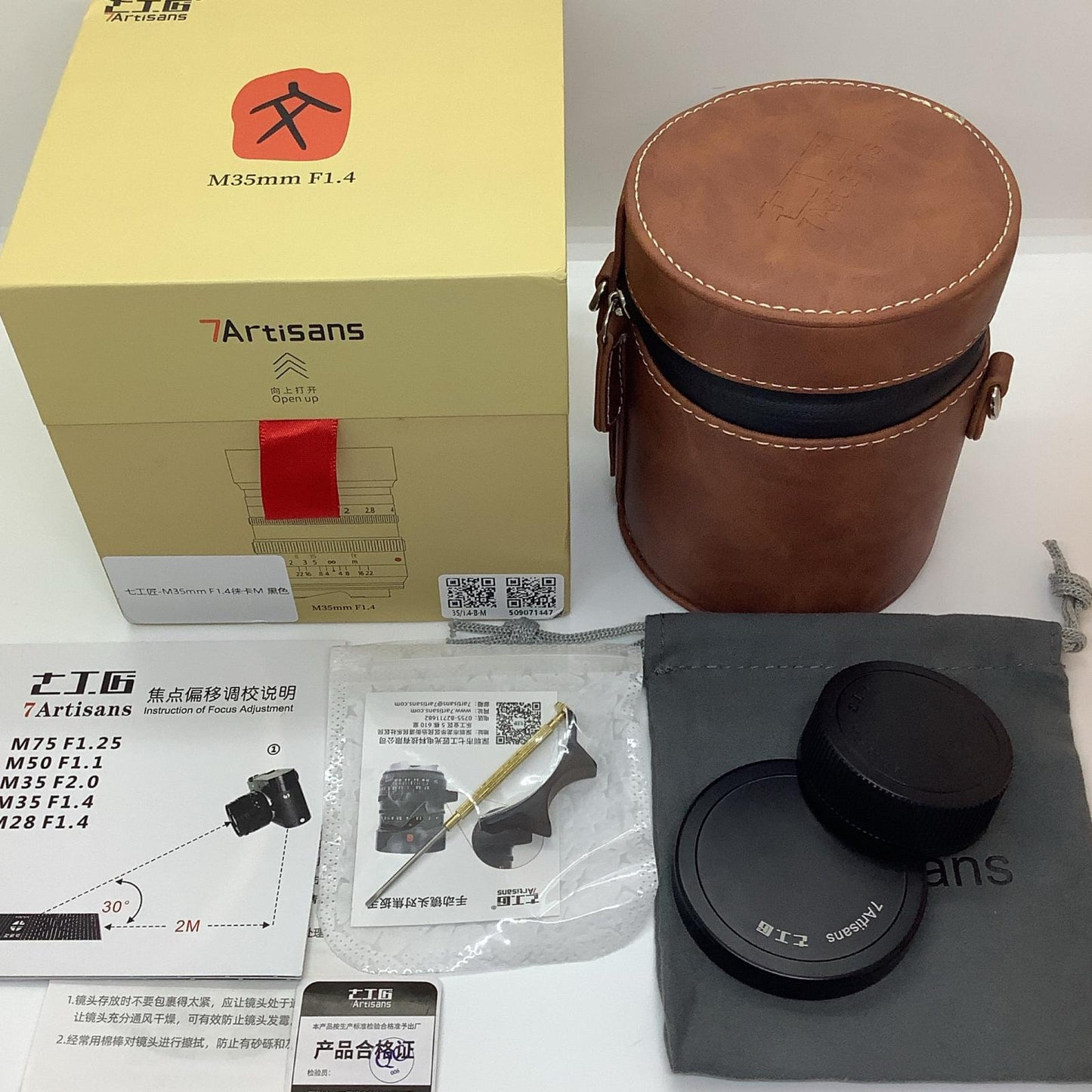 【全額返金保証】【最速発送】7Artisans 35ｍｍ F1.4 ブラック 超美品 動作確認済
