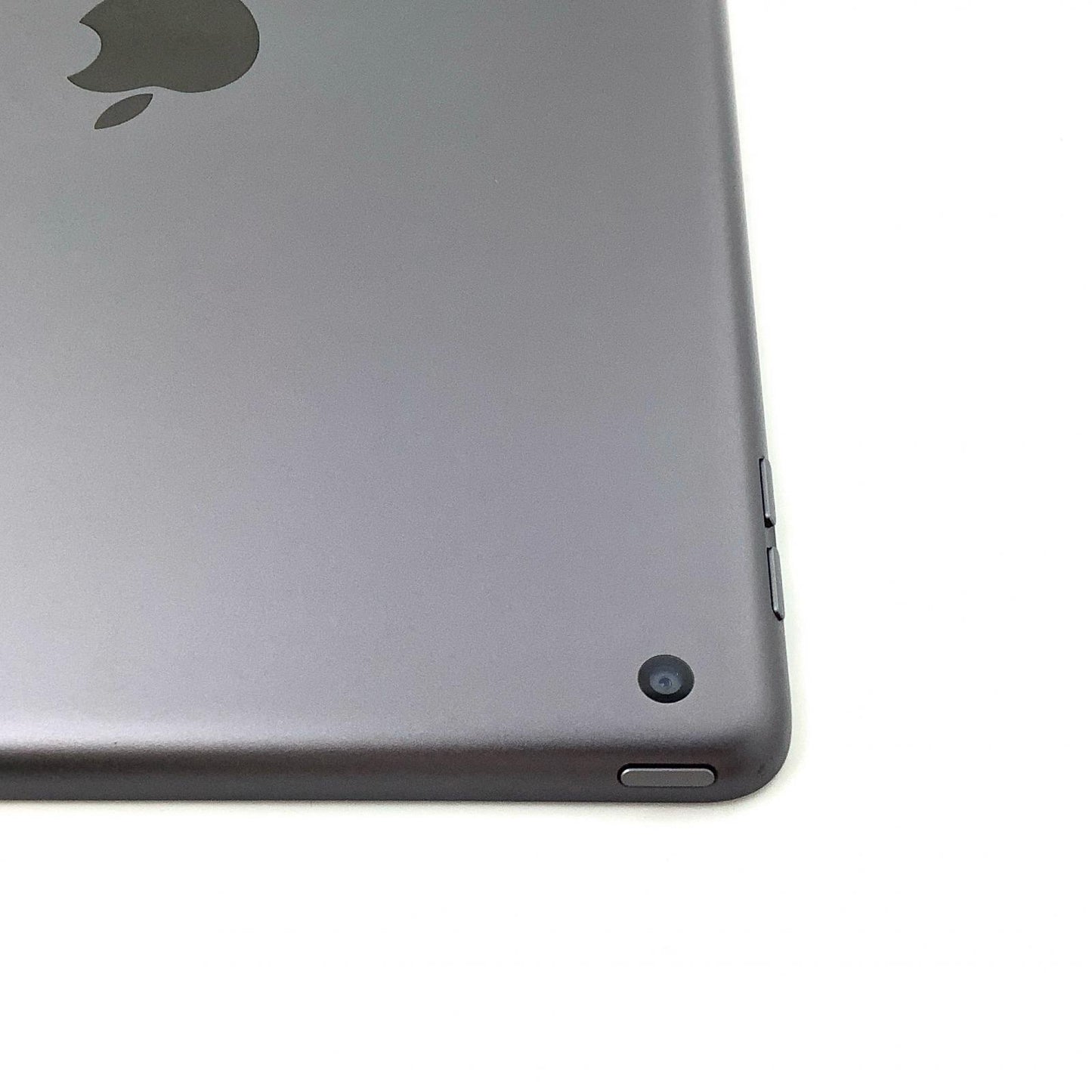 【全額返金保証】【最速発送】Apple iPad iPad 10.2インチ 第9世代 64GB スペースグレイ Wi-Fi 動作確認済
