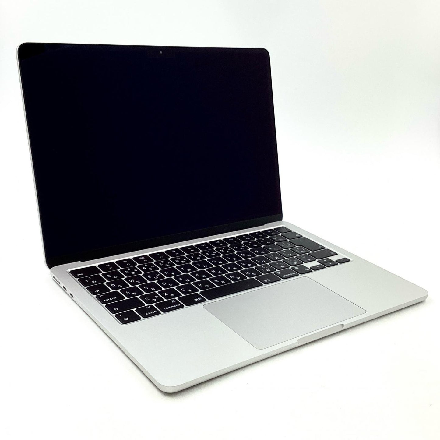【全額返金保証】【最速発送】Apple MacBook Air 13.6インチ 2022 Apple M2 8GB SSD 512GB シルバー 97.5% 美品 動作確認済