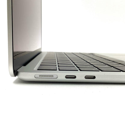 【全額返金保証】【最速発送】Apple MacBook Air 13.6インチ 2022 Apple M2 8GB SSD 512GB シルバー 97.5% 美品 動作確認済