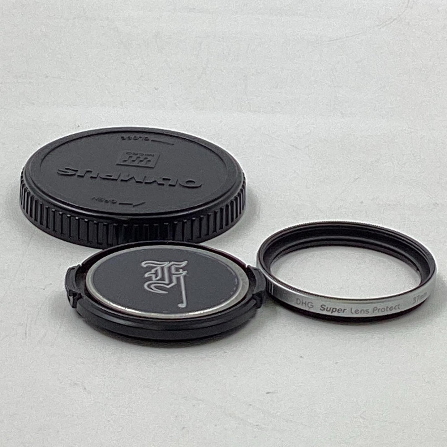 【全額返金保証】【最速発送】OLYMPUS M.ZUIKO DIGITAL 45mm F1.8 [シルバー] 動作確認済