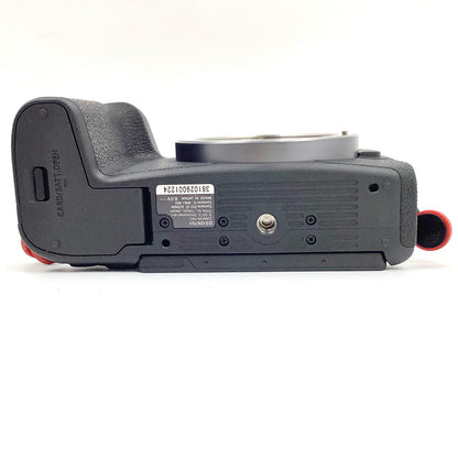 【全額返金保証】【最速発送】Canon デジタル一眼 EOS RP ボディ ブラック 美品 動作確認済