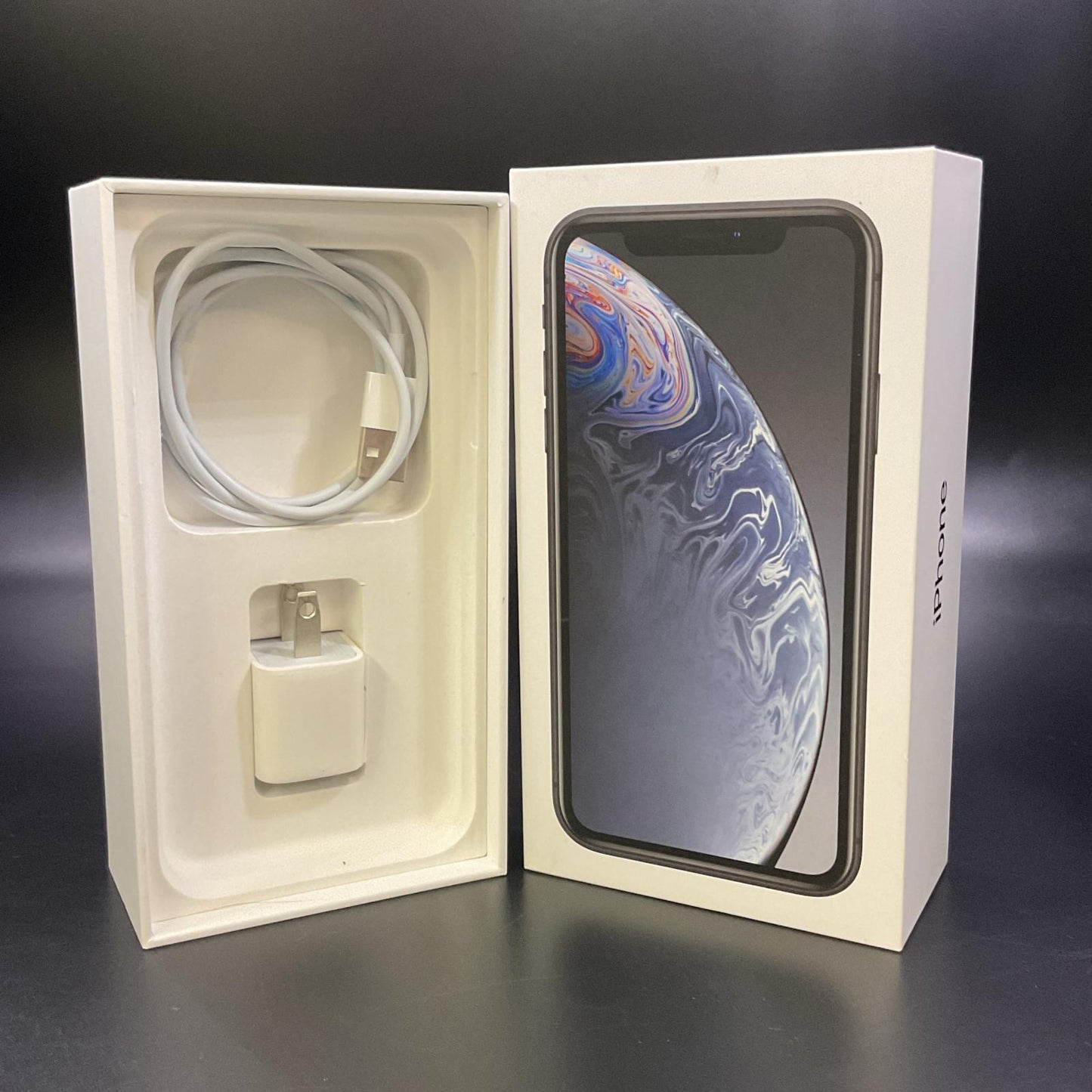 【最速発送】Apple iPhone iPhone XR 128GB ホワイト au【難有】 81%