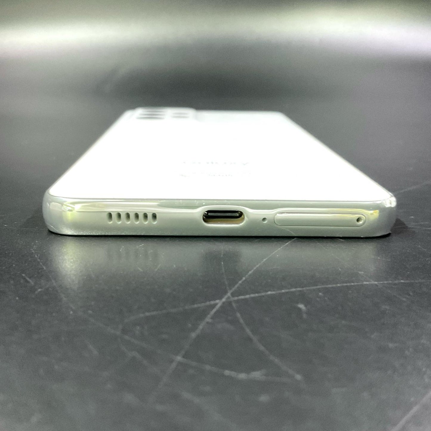 【全額返金保証】【最速発送】SAMSUNG Galaxy A53 5G 128GB オーサムホワイト au SCG15 動作確認済