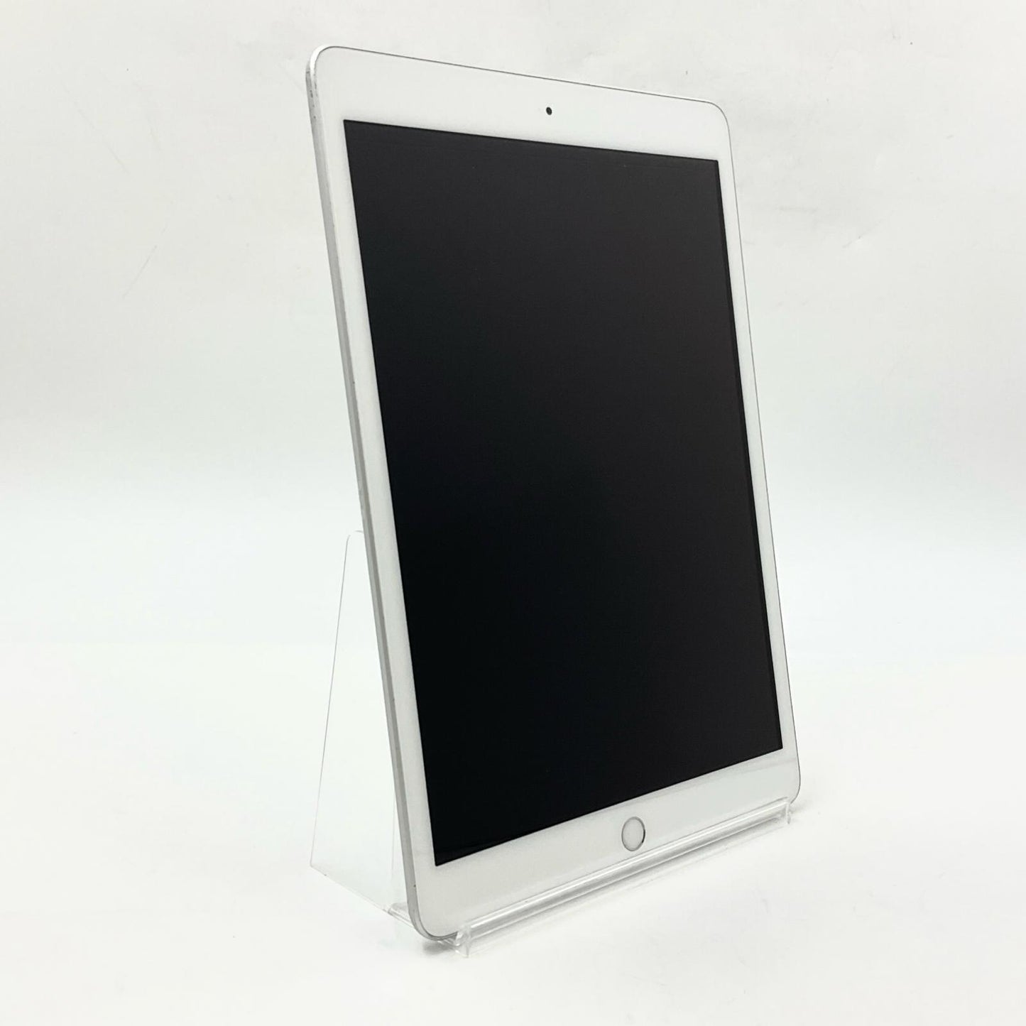 【全額返金保証】【最速発送】Apple iPad iPad 10.2インチ 第7世代 128GB シルバー Wi-Fi 動作確認済