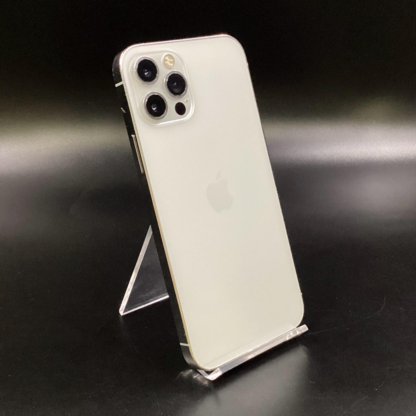 【全額返金保証】【最速発送】Apple iPhone iPhone 12 Pro 128GB シルバー docomo 白ロム 動作確認済 72%