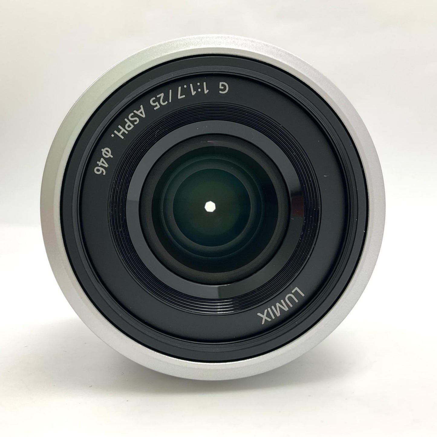 【全額返金保証】【最速発送】Panasonic LUMIX G 25mm/F1.7 ASPH. H-H025-S [シルバー] 超美品 動作確認済