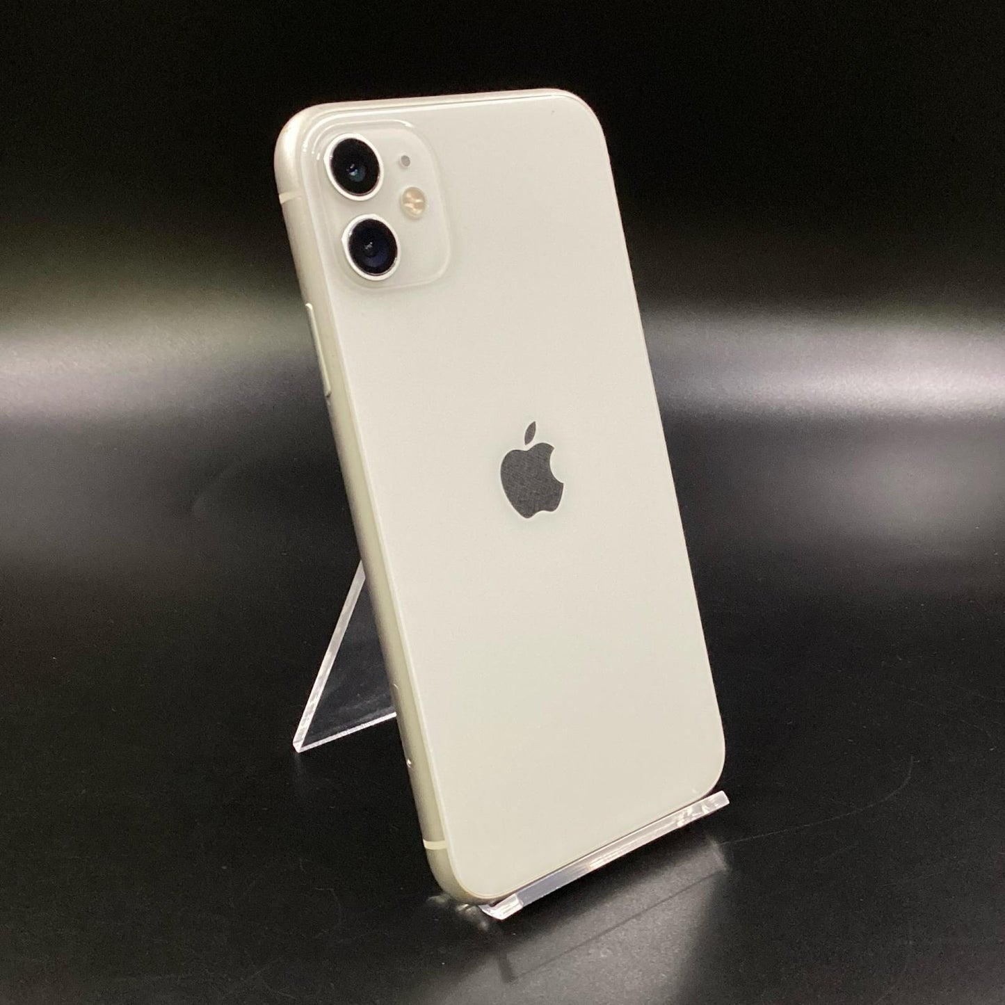 【全額返金保証】【最速発送】Apple iPhone iPhone 11 128GB ホワイト au 白ロム 動作確認済 88%