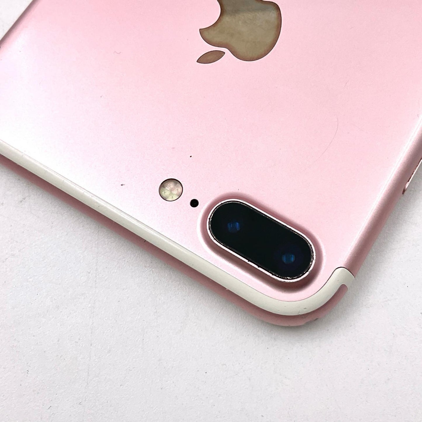【最速発送】Apple iPhone iPhone 7 Plus 128GB ローズゴールド Softbank SIMフリー 白ロム【難有】 77%