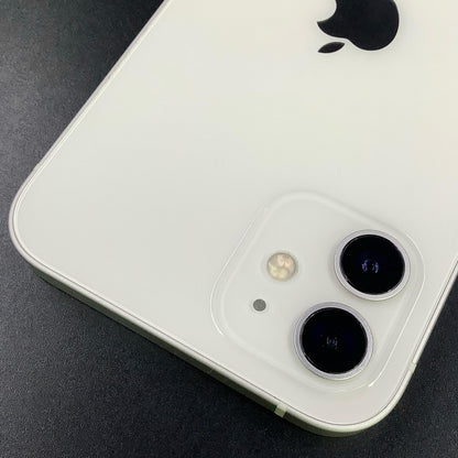 【全額返金保証】【最速発送】Apple iPhone iPhone 12 128GB ホワイト docomo 白ロム 動作確認済 74%