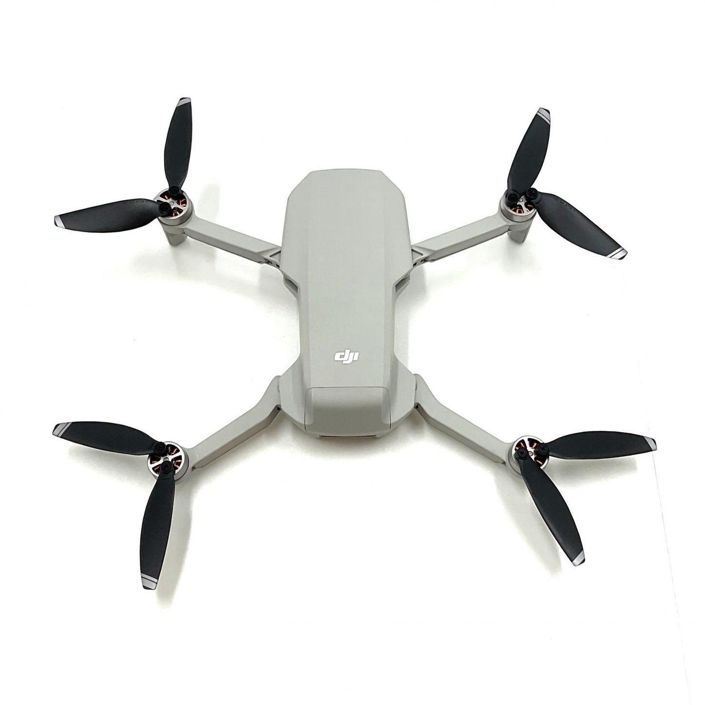 【全額返金保証】【最速発送】DJI Mini 2 Fly More コンボ 美品 動作確認済
