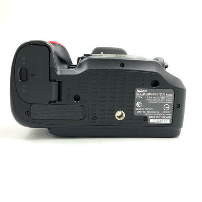 【全額返金保証】【最速発送】Nikon デジタル一眼 D7200 ボディ ブラック 動作確認済