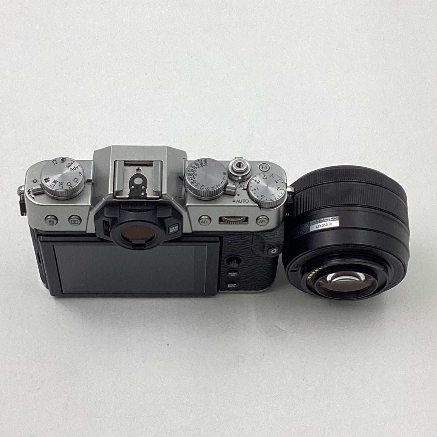 【全額返金保証】【最速発送】FUJIFILM デジタル一眼 X-T30 II XC15-45mm レンズキット シルバー 美品 動作確認済