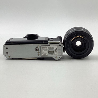 【全額返金保証】【最速発送】FUJIFILM デジタル一眼 X-T30 II XC15-45mm レンズキット シルバー 美品 動作確認済