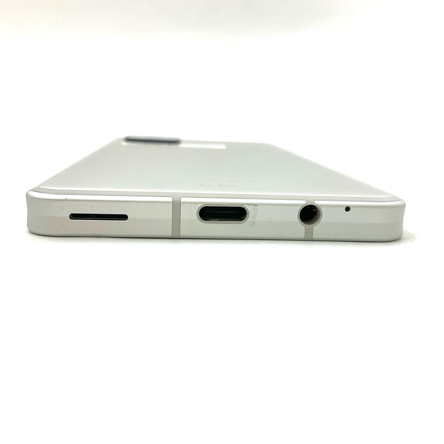 【全額返金保証】【最速発送】SHARP AQUOS sense6 64GB シルバー docomo SIMフリー SH-54B 白ロム 美品 動作確認済