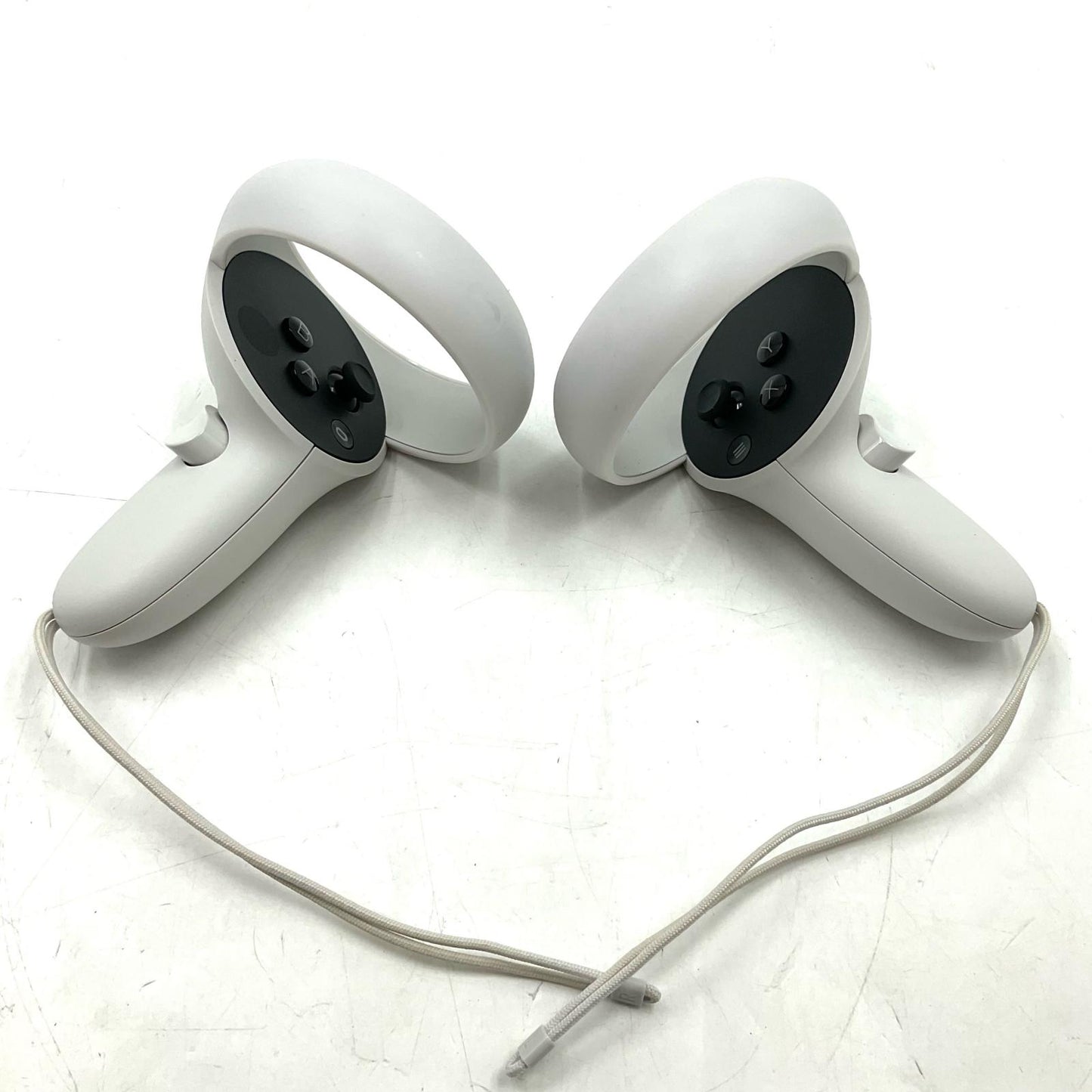 【全額返金保証】【最速発送】Meta oculus QUEST2 KW49CM 動作確認済