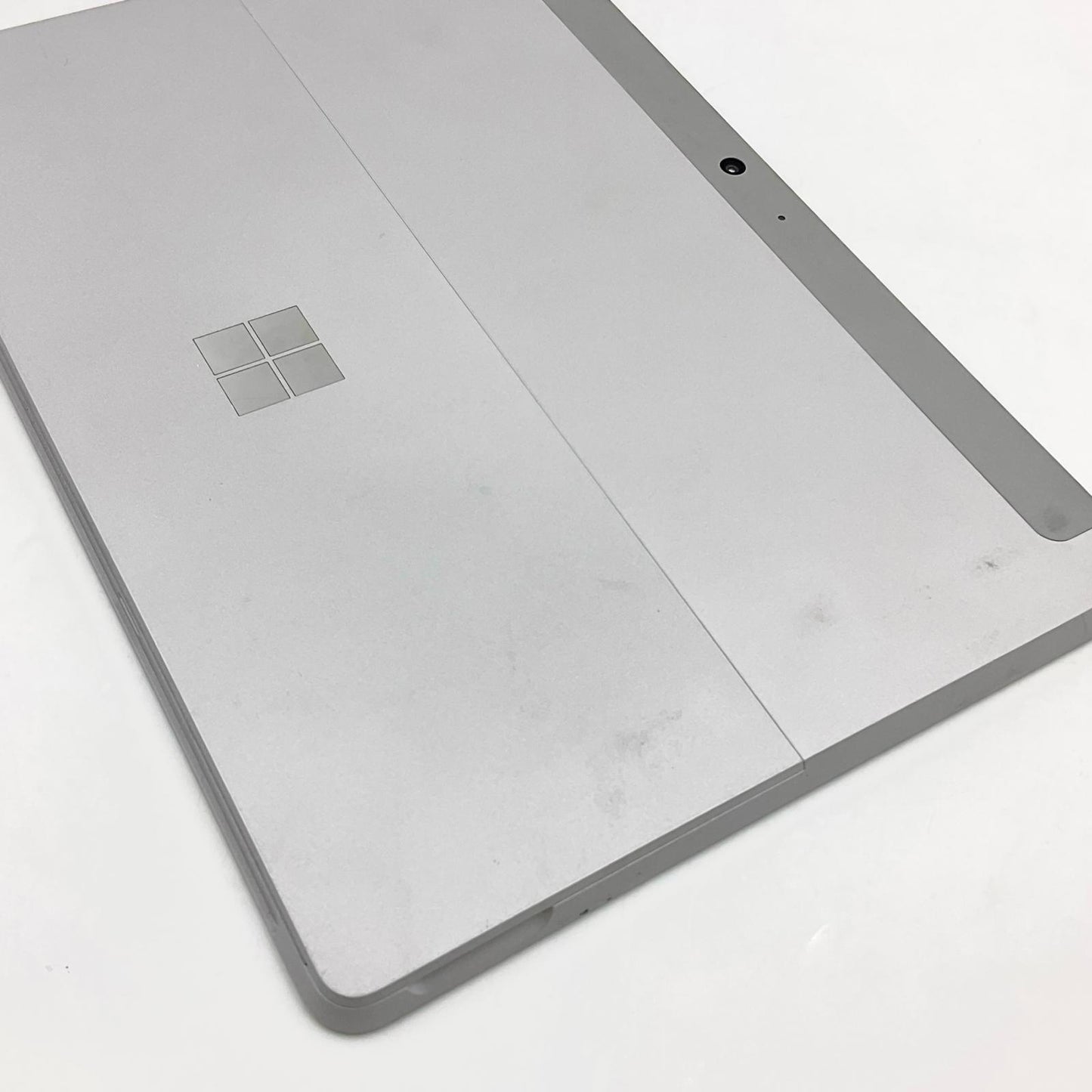 【全額返金保証】【最速発送】Microsoft Surface 1824 Intel Pentium CPU 4415Y @ 1.60GHz 8GB SSD 128GB 97.6% 動作確認済