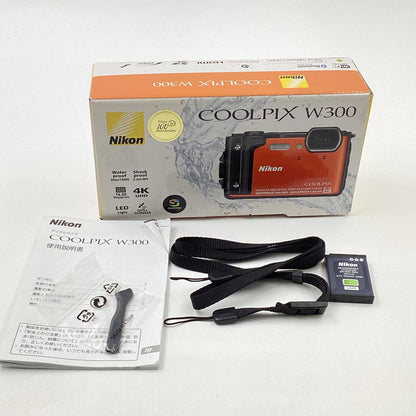 【全額返金保証】【最速発送】Nikon コンパクトデジタルカメラ COOLPIX W300 [オレンジ] 美品 動作確認済