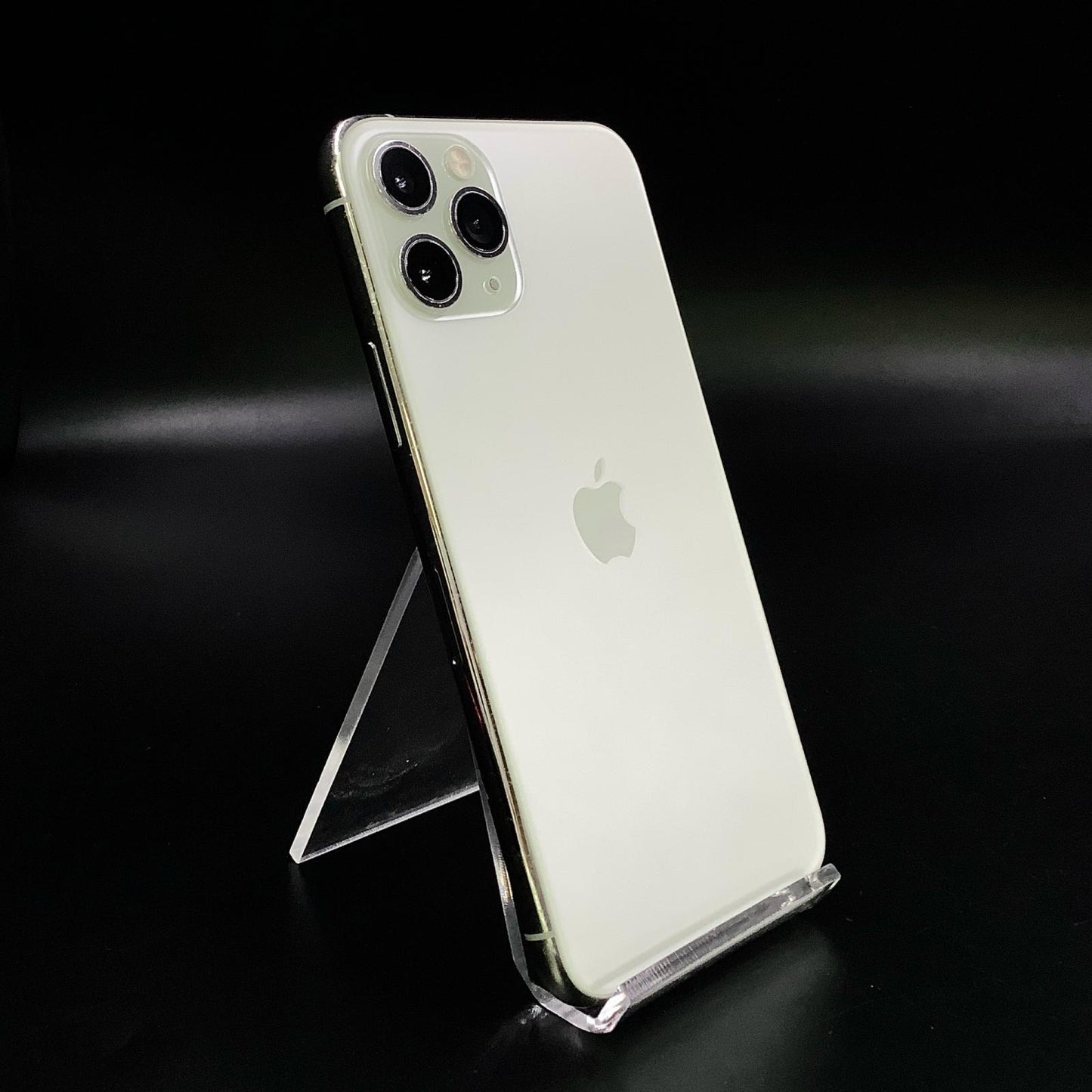 【全額返金保証】【最速発送】Apple iPhone iPhone 11 Pro 64GB シルバー Softbank 白ロム 動作確認済 72%