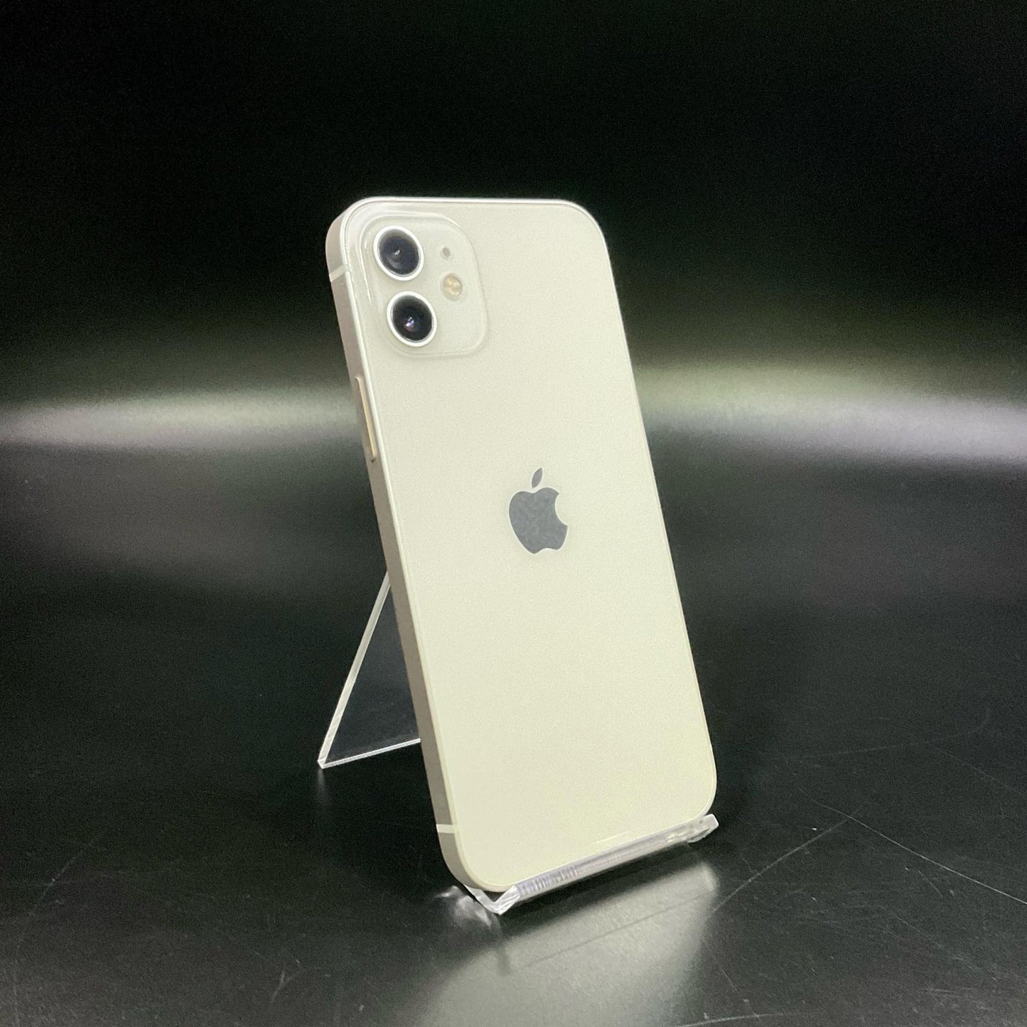 【全額返金保証】【最速発送】Apple iPhone iPhone 12 64GB ホワイト au 白ロム 動作確認済 79%