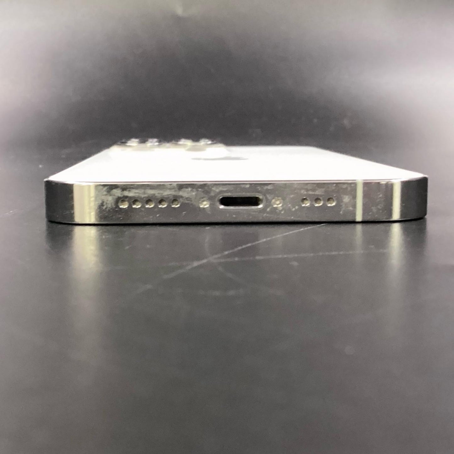 【全額返金保証】【最速発送】Apple iPhone iPhone 13 Pro 128GB シルバー SIMフリー 白ロム 動作確認済 77%