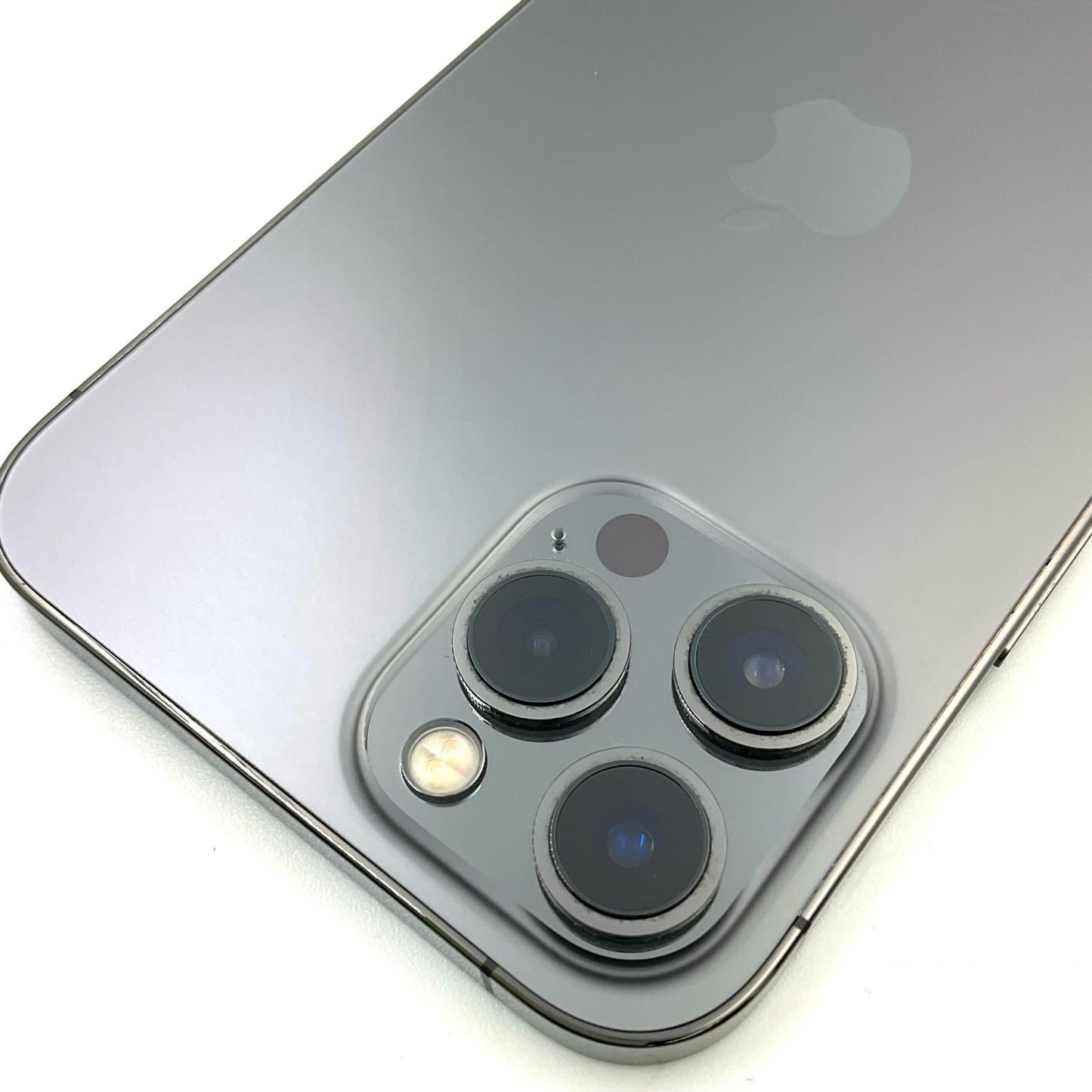 【全額返金保証】【最速発送】Apple iPhone iPhone 12 Pro Max 256GB グラファイト au 白ロム 動作確認済 88%