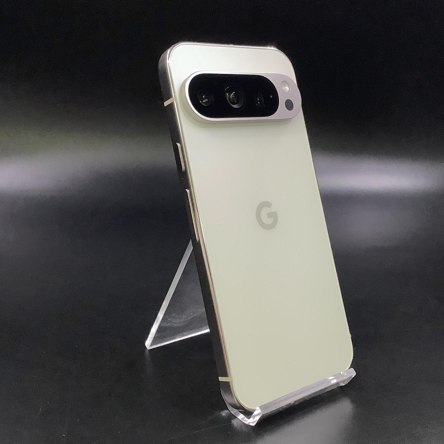 【全額返金保証】【最速発送】Google Pixel ９Pro 256GB Porcelain au GWVK6 動作確認済