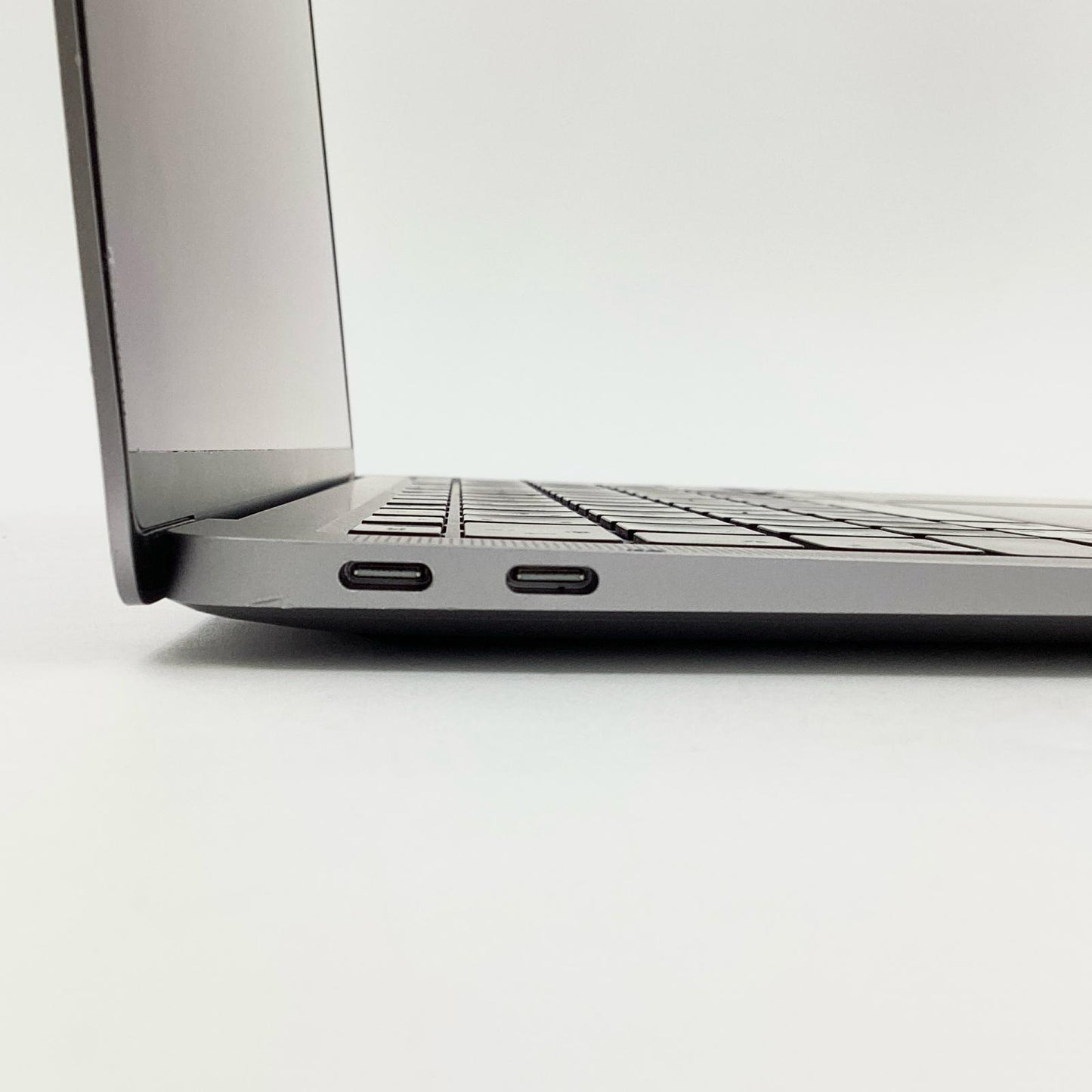 【全額返金保証】【最速発送】Apple MacBook Air 13インチ 2020 Apple M1 8GB SSD 256GB スペースグレイ 86% 動作確認済