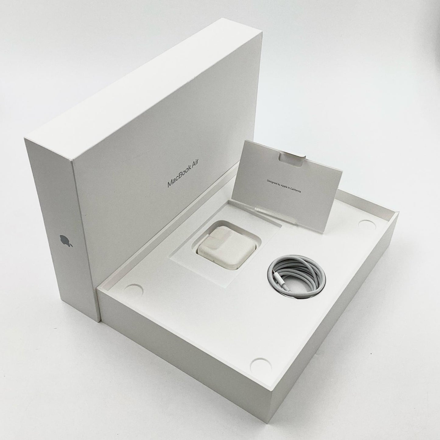【全額返金保証】【最速発送】Apple MacBook Air 13インチ 2020 Apple M1 8GB SSD 256GB スペースグレイ 86% 動作確認済