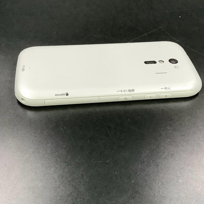 【全額返金保証】【最速発送】富士通 らくらくスマートフォン 32GB ホワイト docomo F-42A 白ロム 美品 動作確認済