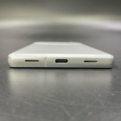 【全額返金保証】【最速発送】Google Pixel 7a 128GB Snow（スノウ） docomo G82U8 白ロム 動作確認済