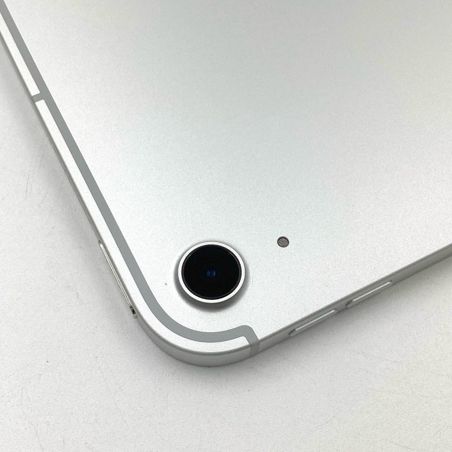 【全額返金保証】【最速発送】Apple iPad iPad 10.9インチ 第10世代 64GB シルバー WiFi+Cellular Softbank 美品 動作確認済