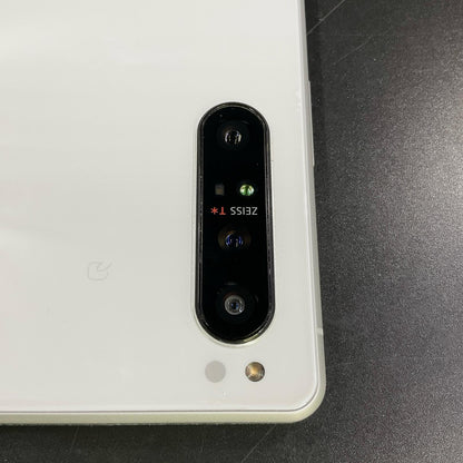 【全額返金保証】【最速発送】Sony Xperia 1II 128GB ホワイト au SOG01 白ロム 動作確認済