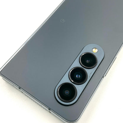 【最速発送】SAMSUNG Galaxy Z Fold4 256GB グレイグリーン au SCG16【難有】