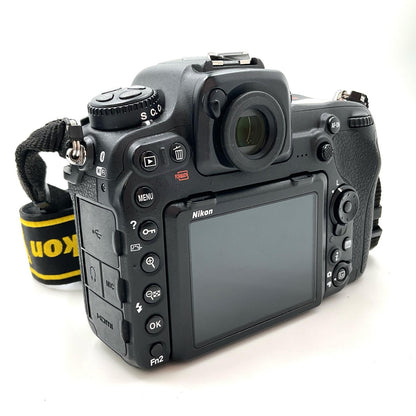 【全額返金保証】【最速発送】Nikon デジタル一眼 D500 ボディ ブラック 美品 動作確認済