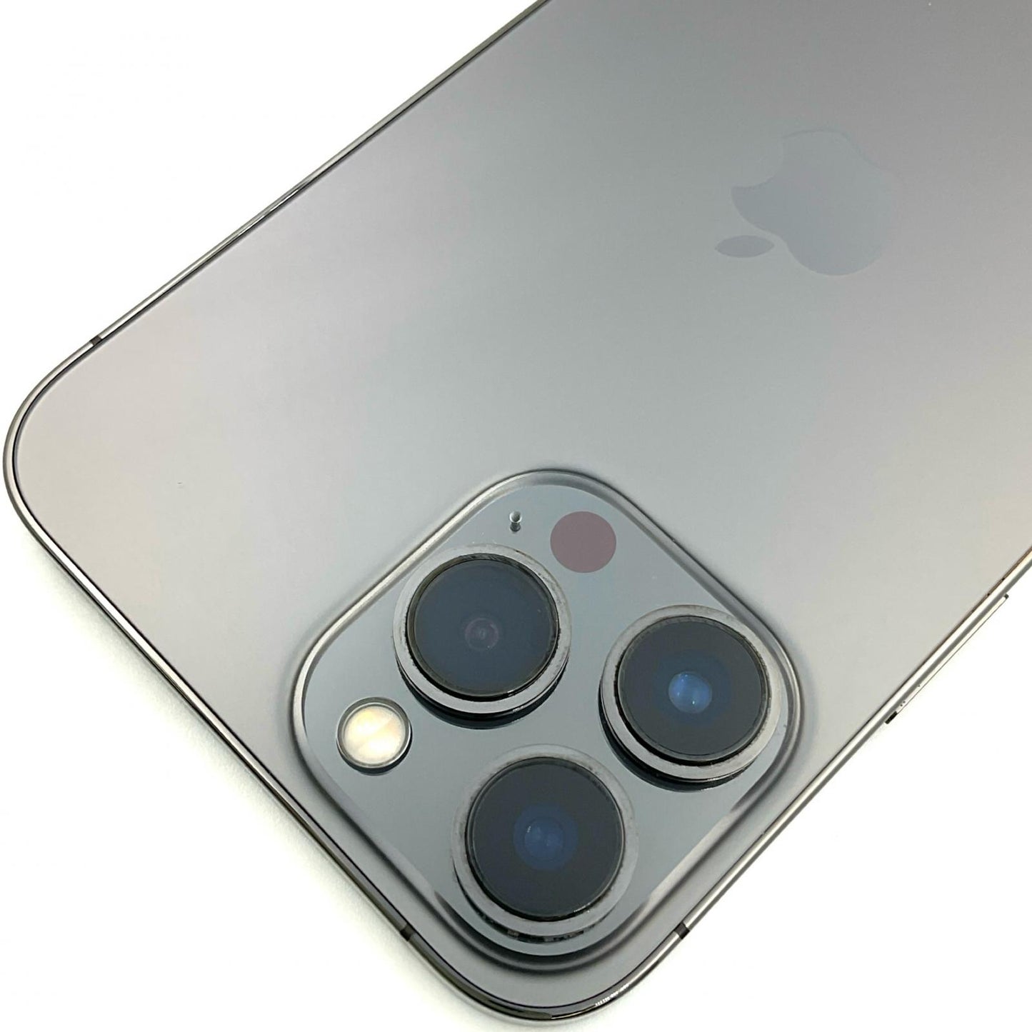 【全額返金保証】【最速発送】Apple iPhone iPhone 13 Pro Max 1TB グラファイト docomo 白ロム 美品 動作確認済 87%
