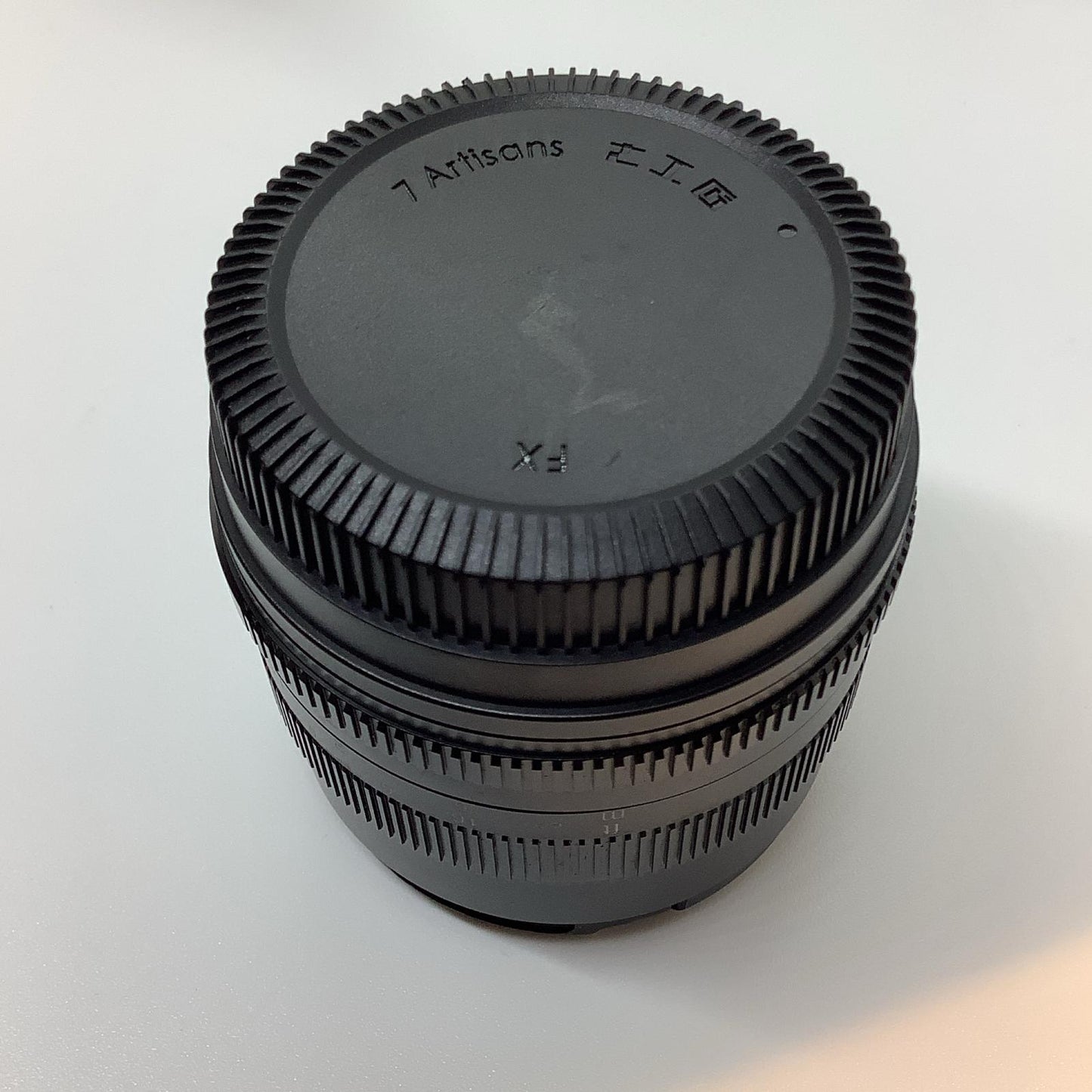 【全額返金保証】【最速発送】七工匠 7Artisans 50mm F1.8 5018XB [フジフイルム用] 美品 動作確認済