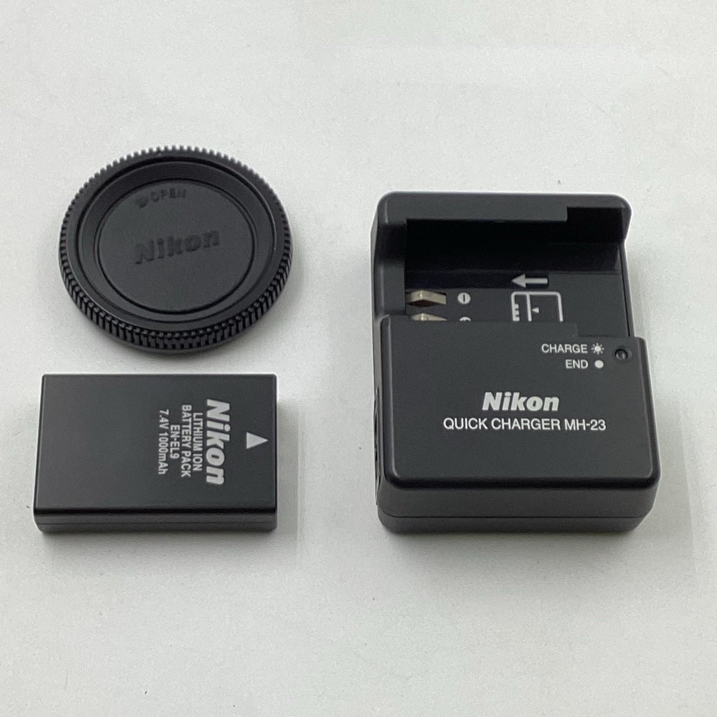 【全額返金保証】【最速発送】Nikon デジタル一眼 D40 ボディ ブラック 動作確認済
