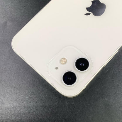 【全額返金保証】【最速発送】Apple iPhone iPhone 12 64GB ホワイト docomo 白ロム 動作確認済 72%