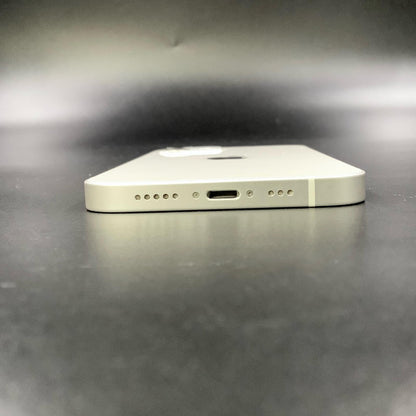 【全額返金保証】【最速発送】Apple iPhone iPhone 12 64GB ホワイト docomo 白ロム 動作確認済 72%