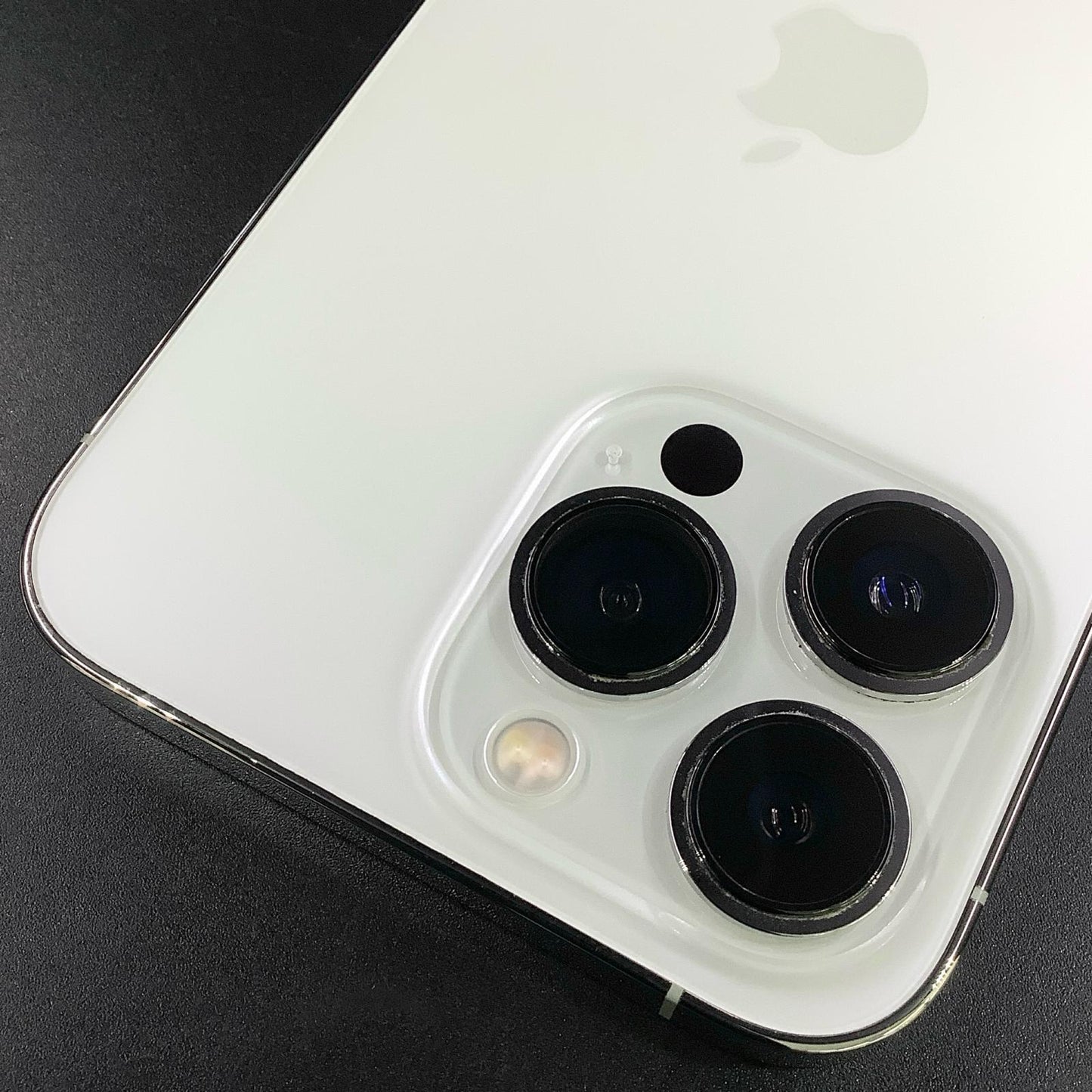 【全額返金保証】【最速発送】Apple iPhone iPhone 13 Pro 128GB シルバー Softbank 白ロム 動作確認済 91%