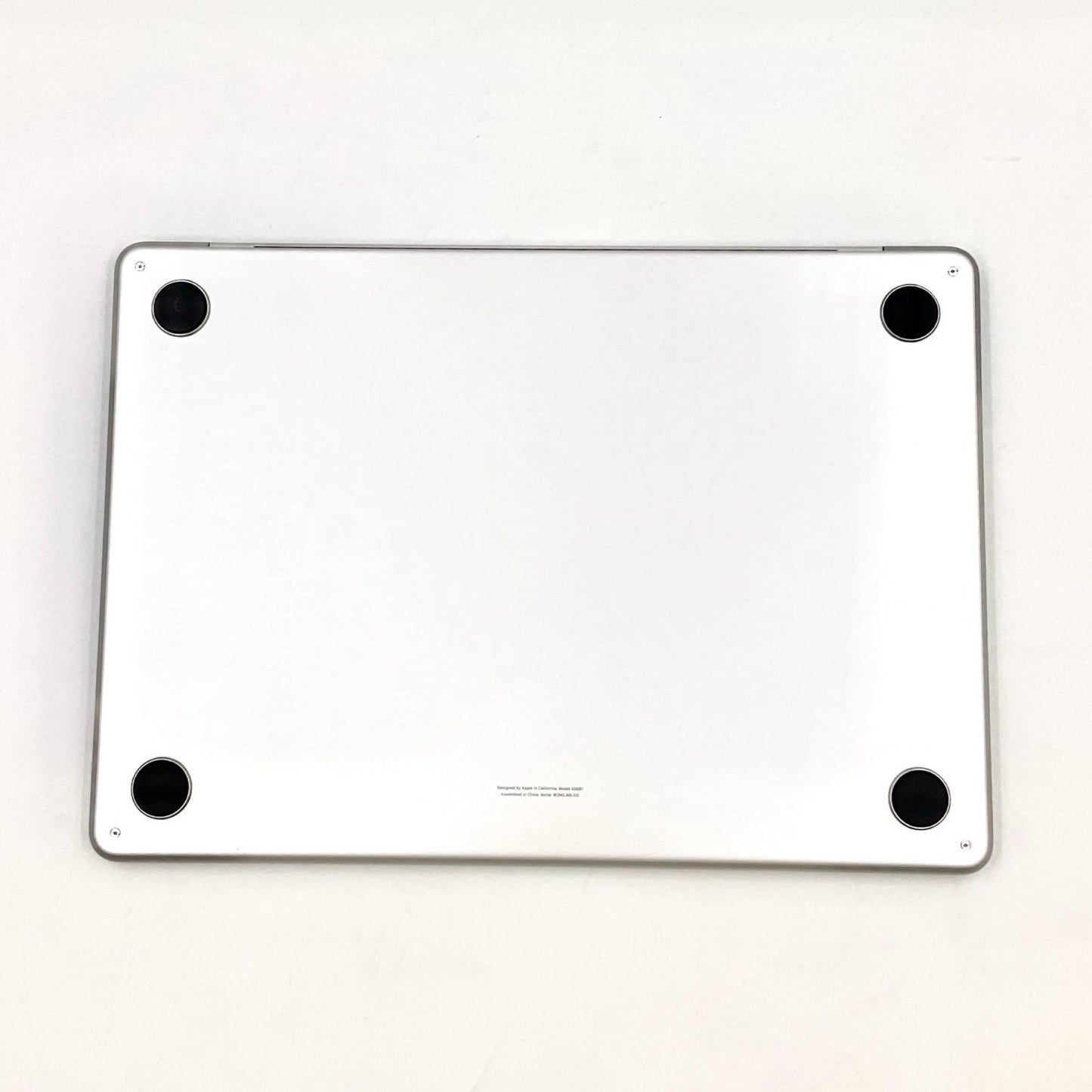 【全額返金保証】【最速発送】Apple MacBook Air 13.6インチ 2022 Apple M2 8GB SSD 256GB シルバー 90% 美品 動作確認済