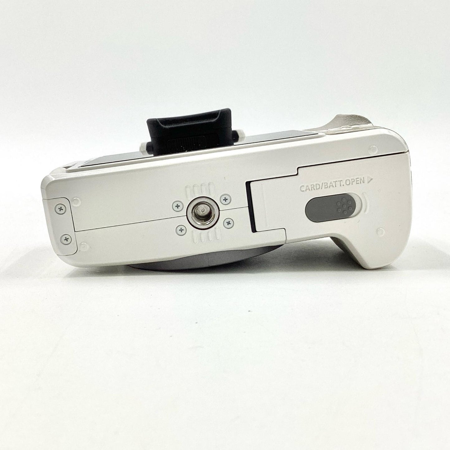【全額返金保証】【最速発送】Canon デジタル一眼 EOS Kiss M ボディ [ホワイト] 美品 動作確認済
