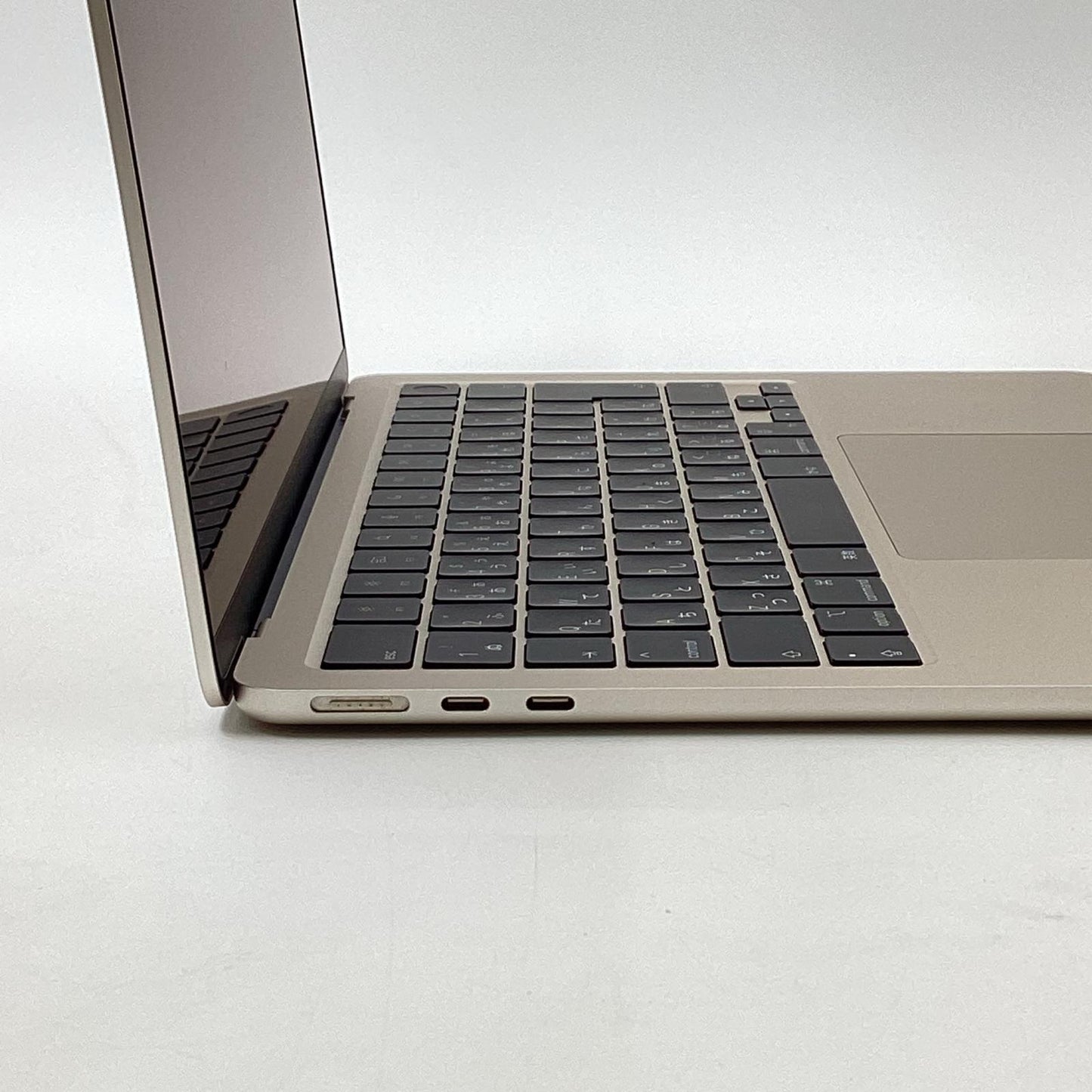 【全額返金保証】【最速発送】Apple MacBook Air 13インチ 2022 Apple M2 8GB SSD 512GB スターライト 96% 超美品 動作確認済