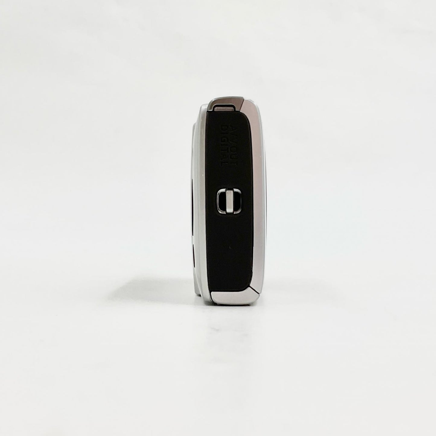 【最速発送】Canon コンパクトデジタルカメラ IXY 180 [シルバー]【難有】