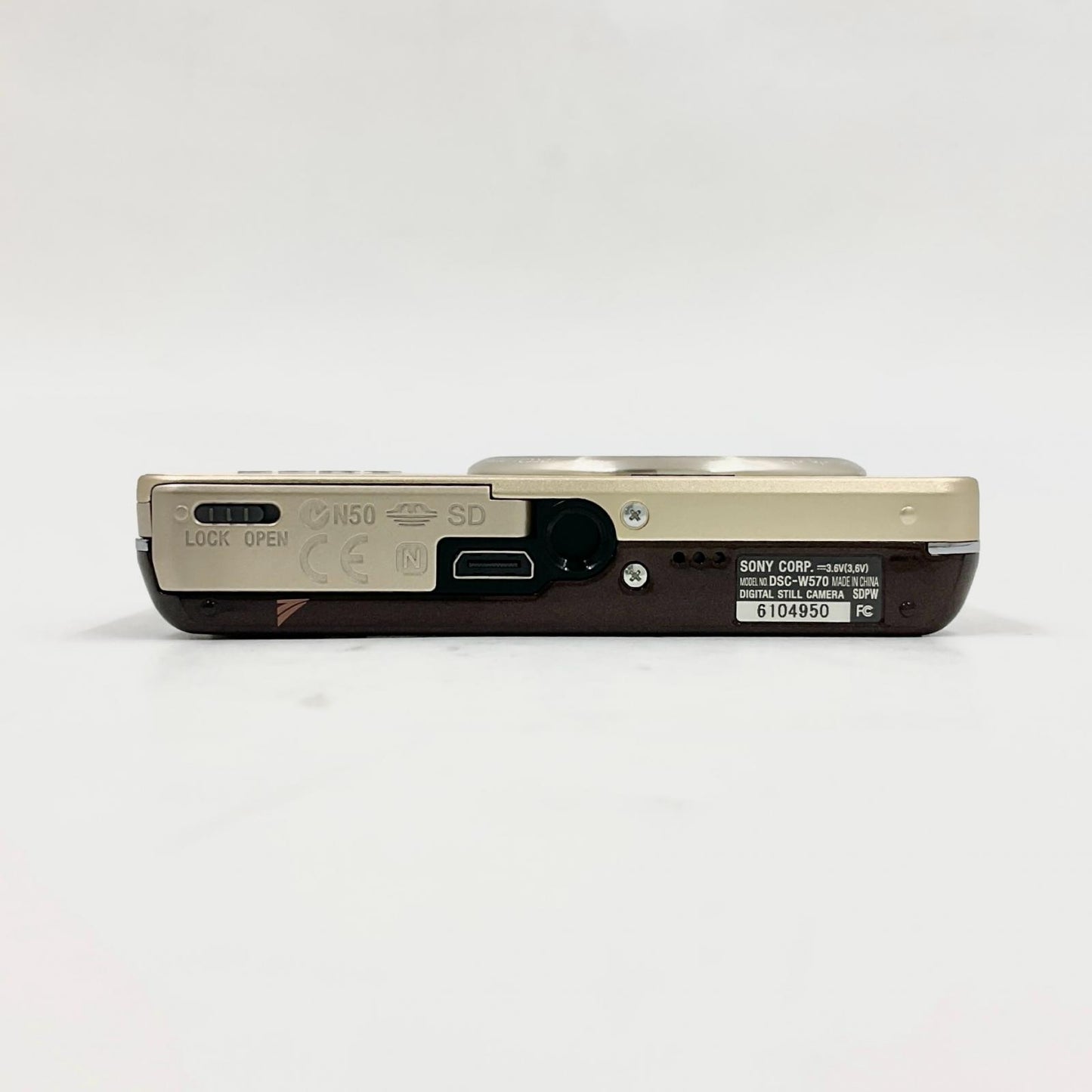 【最速発送】Sony コンパクトデジタルカメラ Cyber-shot DSC-W570 ゴールド【難有】