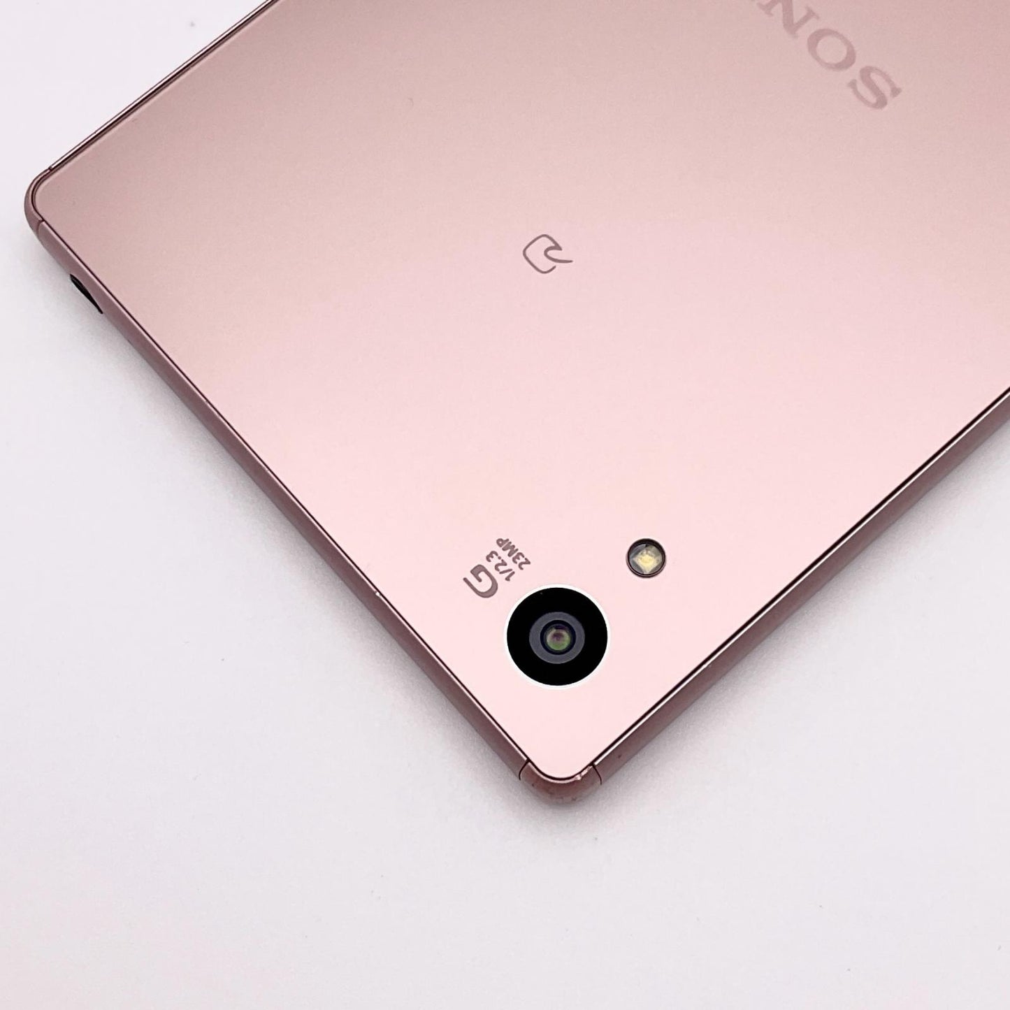 【最速発送】Sony Xperia Z5 32GB ピンク au SOV32 白ロム【難有】